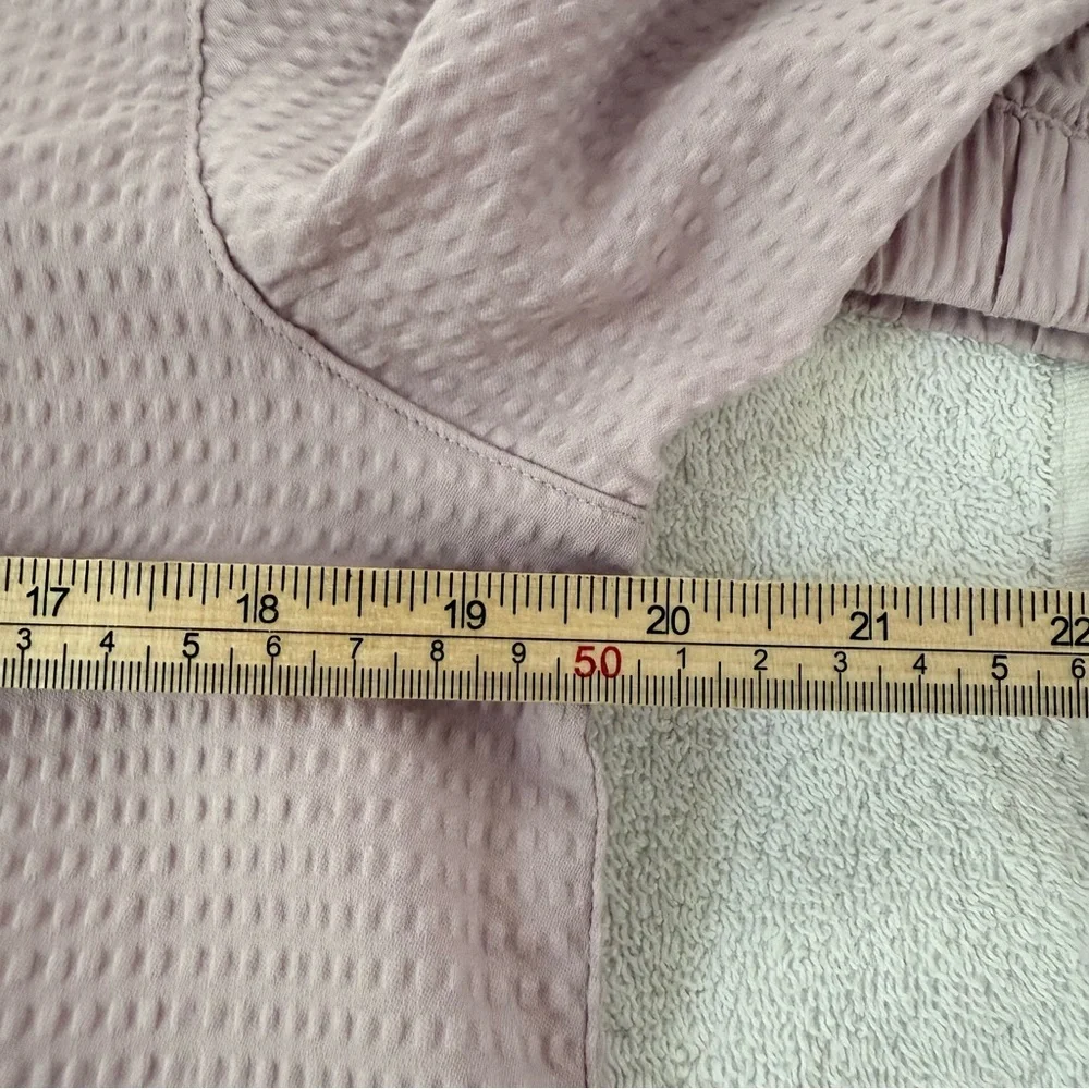 Lululemon‎ Pack Light Pullover Porcelain Pink Size 6